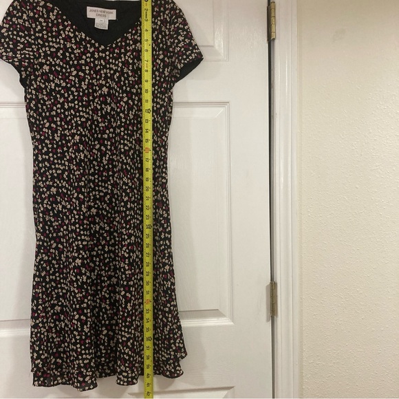 Jones New York Dress Size 12 Floral Cap Sleeve V  Neck - Picture 10 of 16